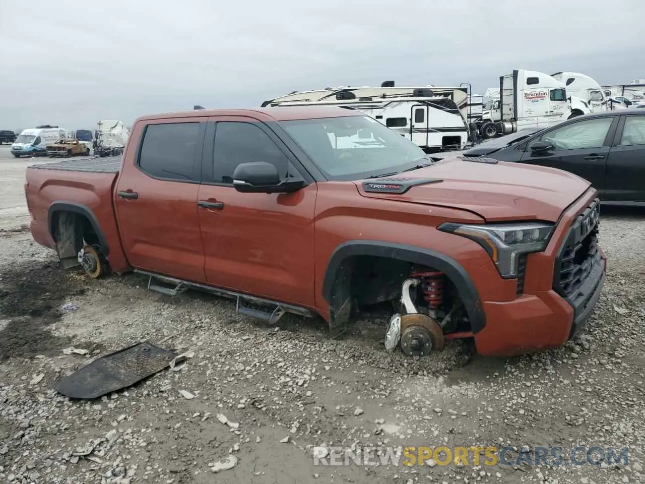 4 Фотография поврежденного автомобиля 5TFPC5DB6RX076616 TOYOTA TUNDRA 2024