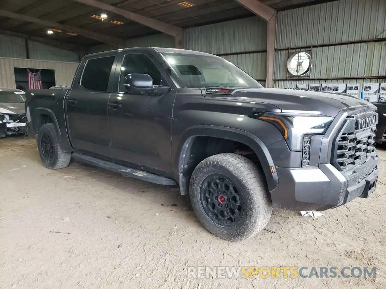 4 Фотография поврежденного автомобиля 5TFPC5DB7RX078326 TOYOTA TUNDRA 2024