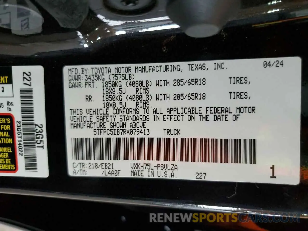 12 Photograph of a damaged car 5TFPC5DB7RX079413 TOYOTA TUNDRA 2024