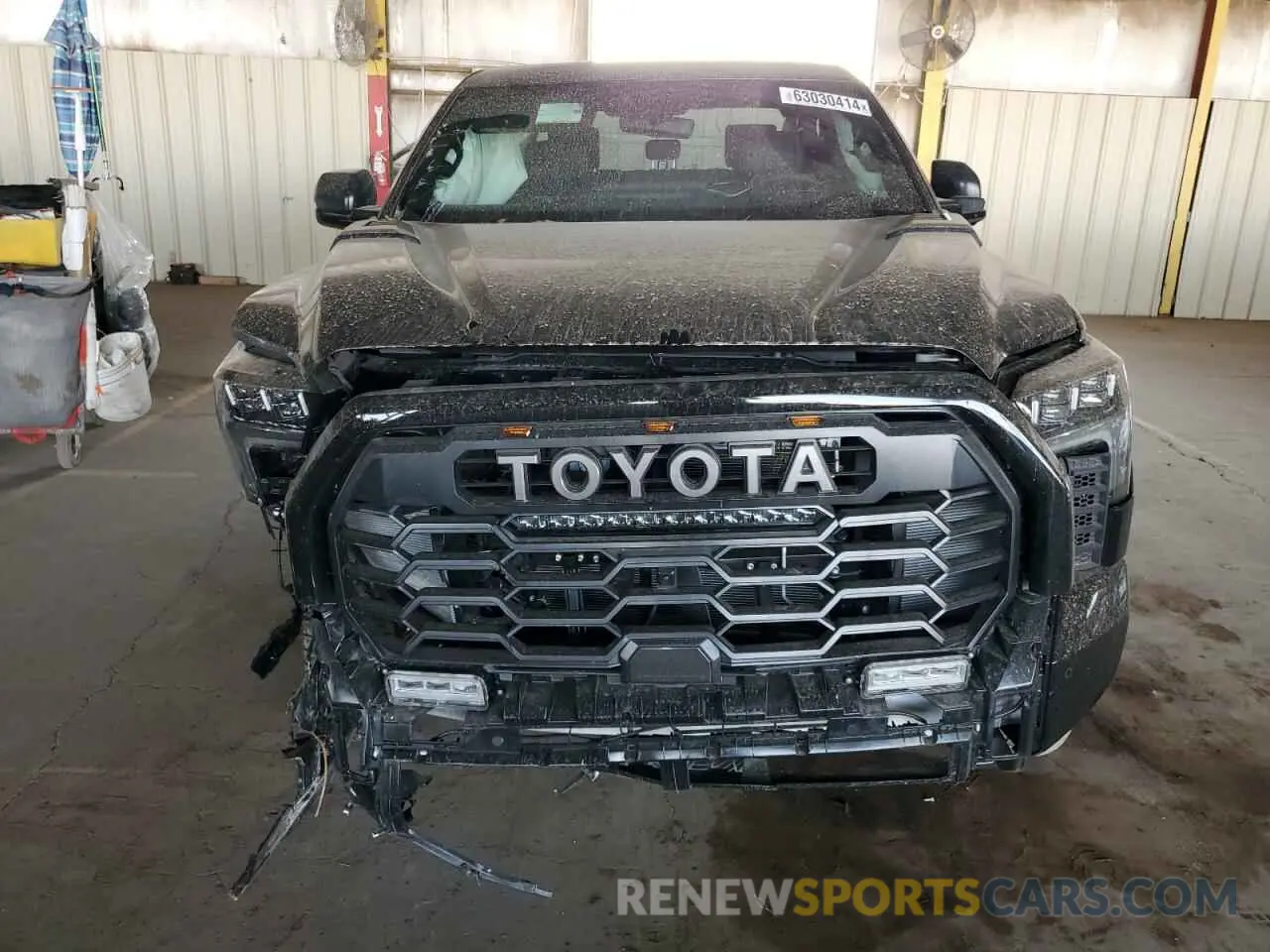 5 Photograph of a damaged car 5TFPC5DB7RX079413 TOYOTA TUNDRA 2024