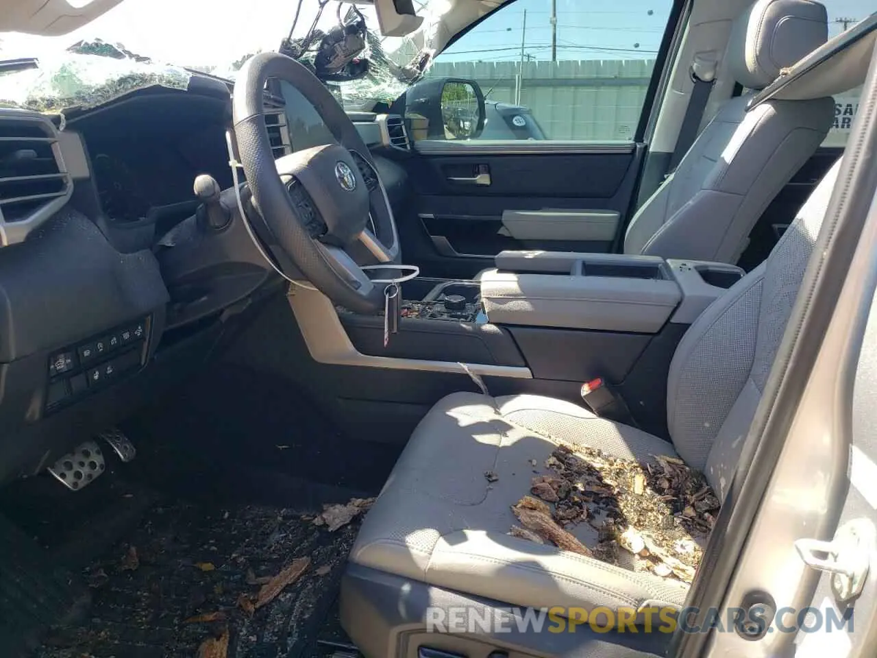 7 Photograph of a damaged car 5TFWA5DB3RX146431 TOYOTA TUNDRA 2024