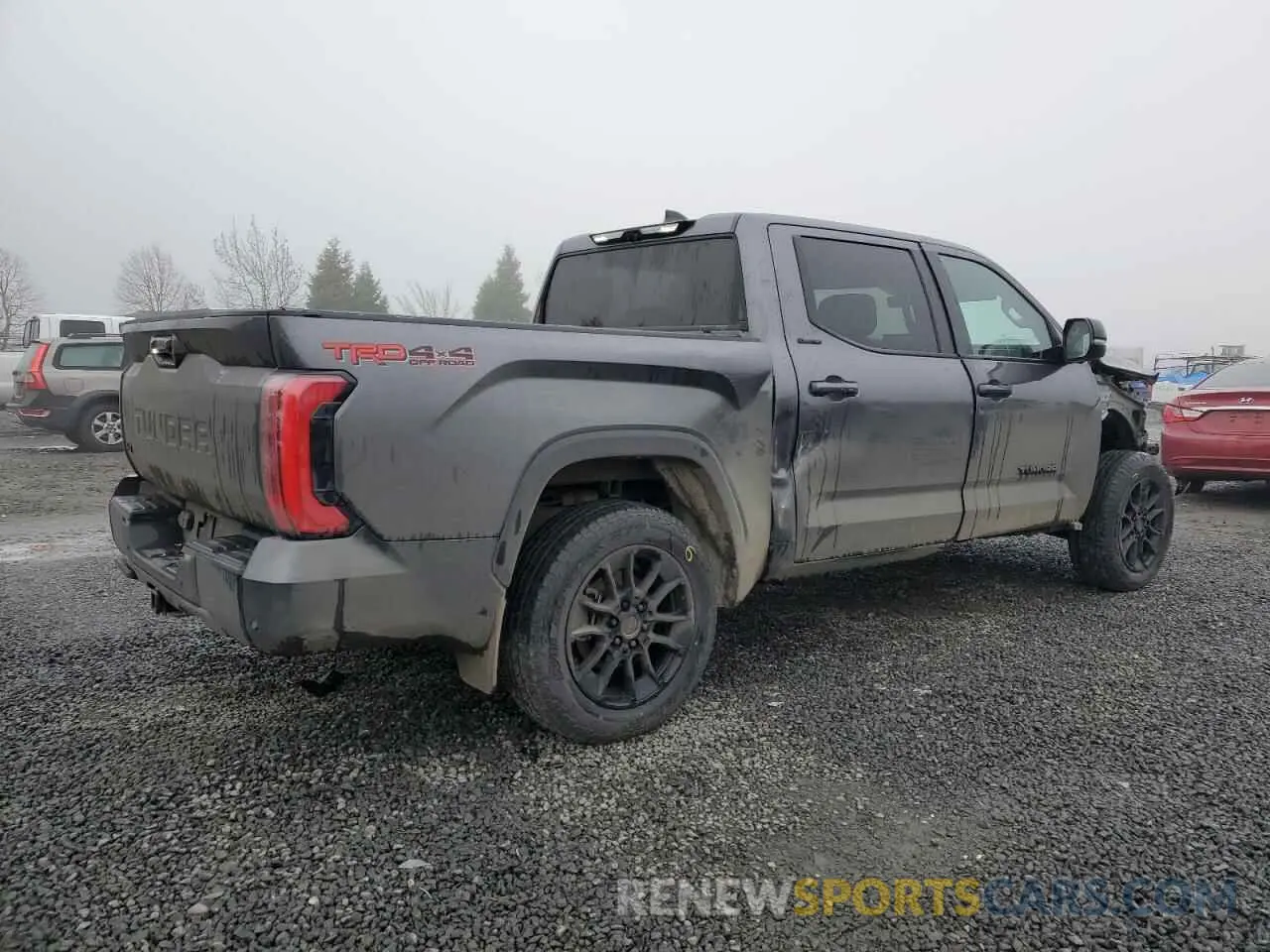 3 Фотография поврежденного автомобиля 5TFWA5DB3RX180658 TOYOTA TUNDRA 2024