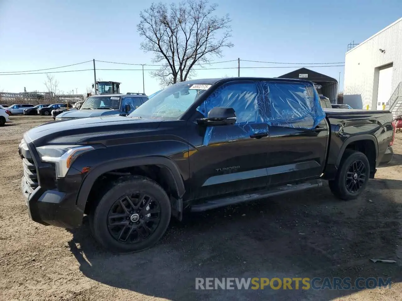 1 Фотография поврежденного автомобиля 5TFWA5DB8RX216800 TOYOTA TUNDRA 2024