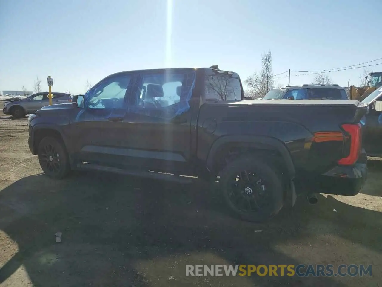 2 Фотография поврежденного автомобиля 5TFWA5DB8RX216800 TOYOTA TUNDRA 2024