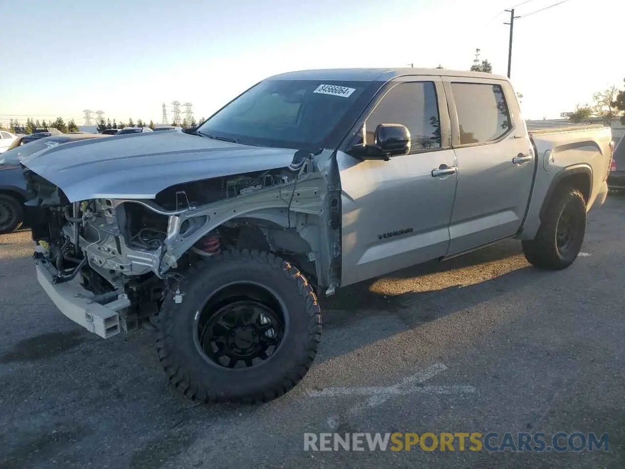1 Photograph of a damaged car 5TFWA5DBXRX145034 TOYOTA TUNDRA 2024