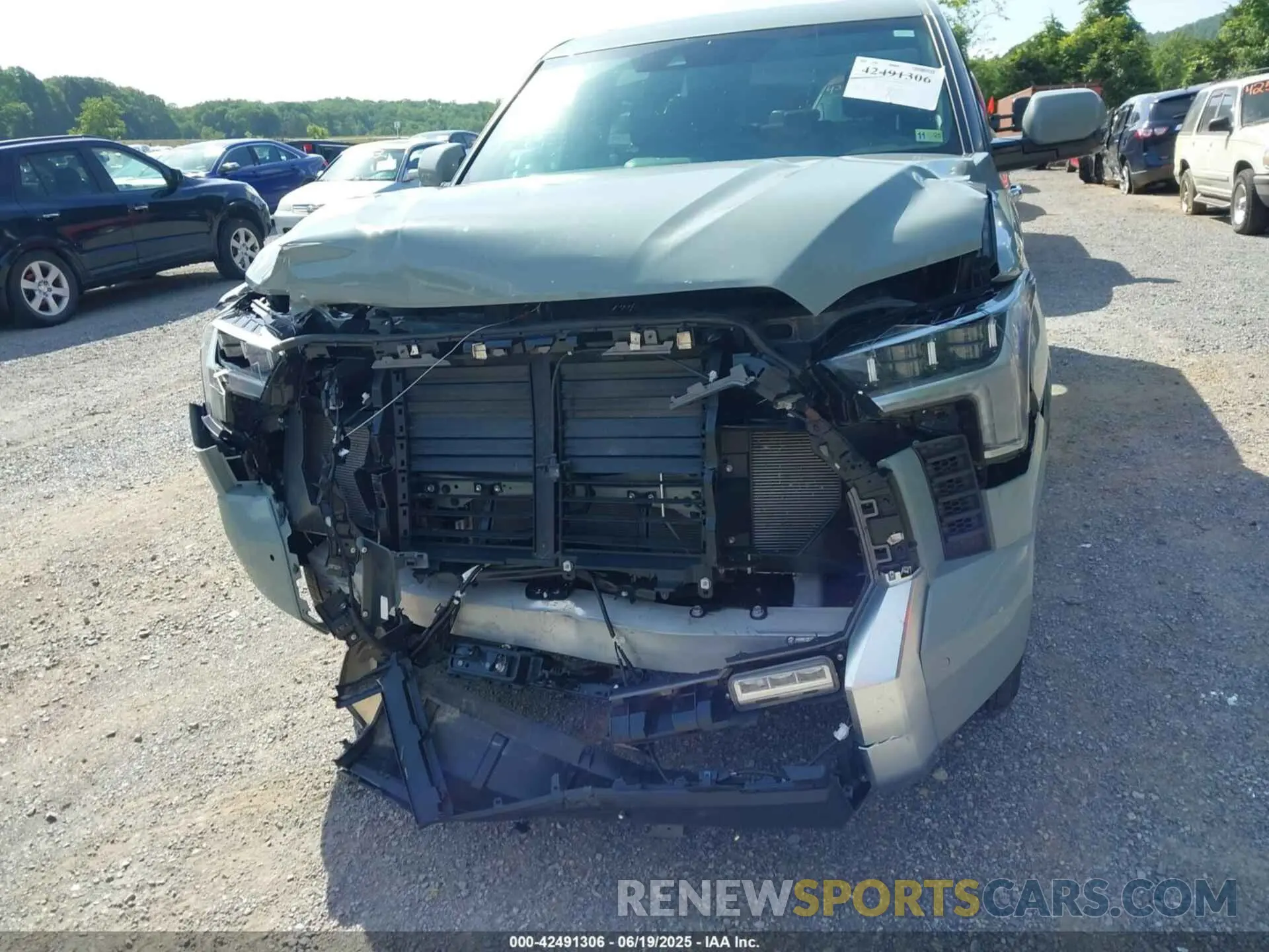 13 Photograph of a damaged car 5TFJA5DB8SX258142 TOYOTA TUNDRA 2025