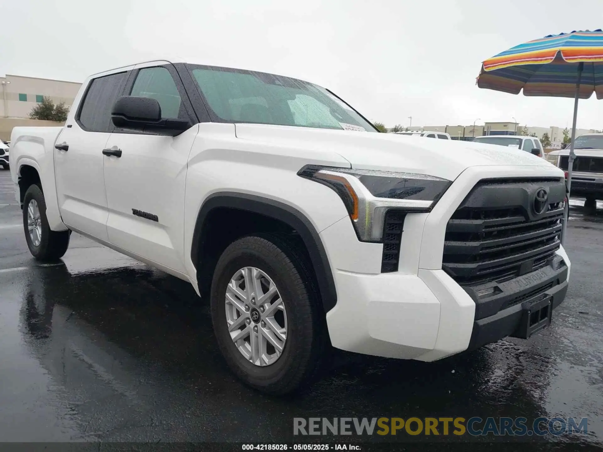 1 Photograph of a damaged car 5TFLA5AB6SX043808 TOYOTA TUNDRA 2025