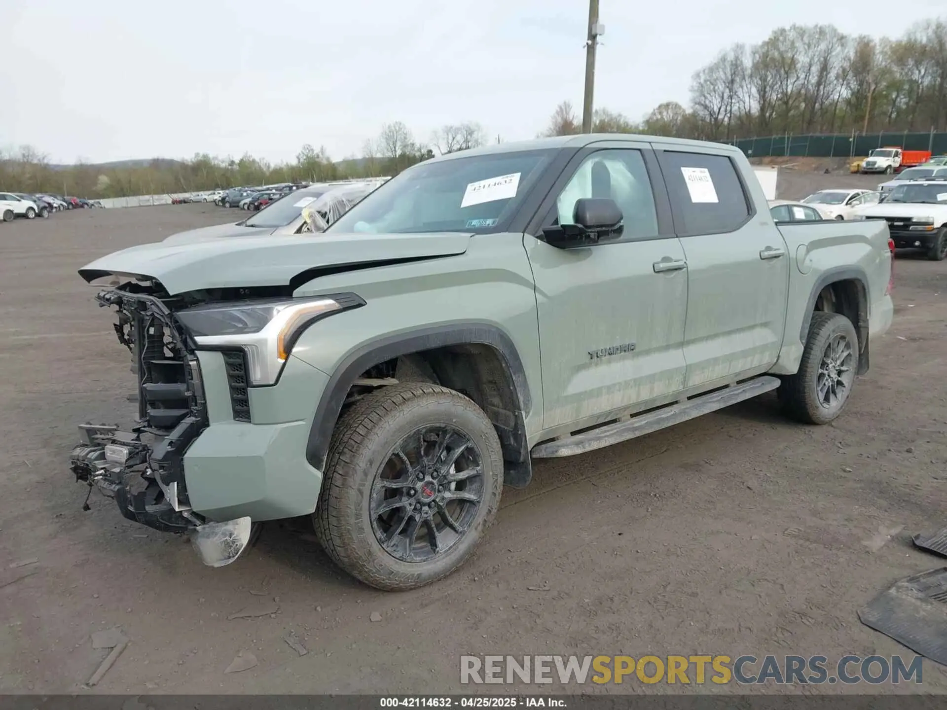 2 Photograph of a damaged car 5TFLA5DB0SX253526 TOYOTA TUNDRA 2025
