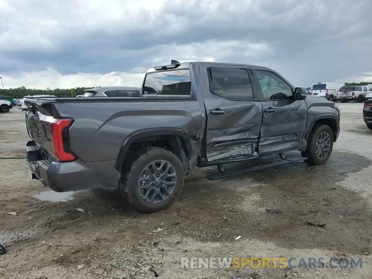3 Photograph of a damaged car 5TFNA5DBXSX279690 TOYOTA TUNDRA 2025