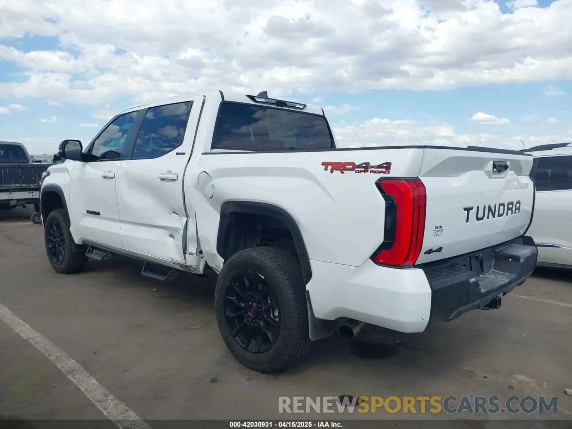 6 Фотография поврежденного автомобиля 5TFWA5DB2SX248907 TOYOTA TUNDRA 2025