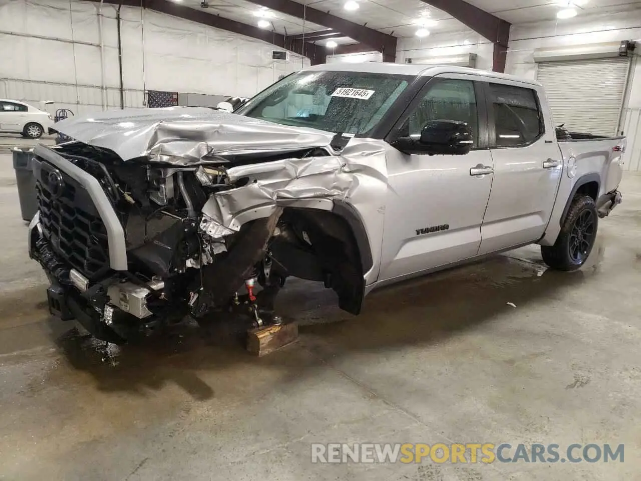 1 Photograph of a damaged car 5TFWA5DB7SX257859 TOYOTA TUNDRA 2025