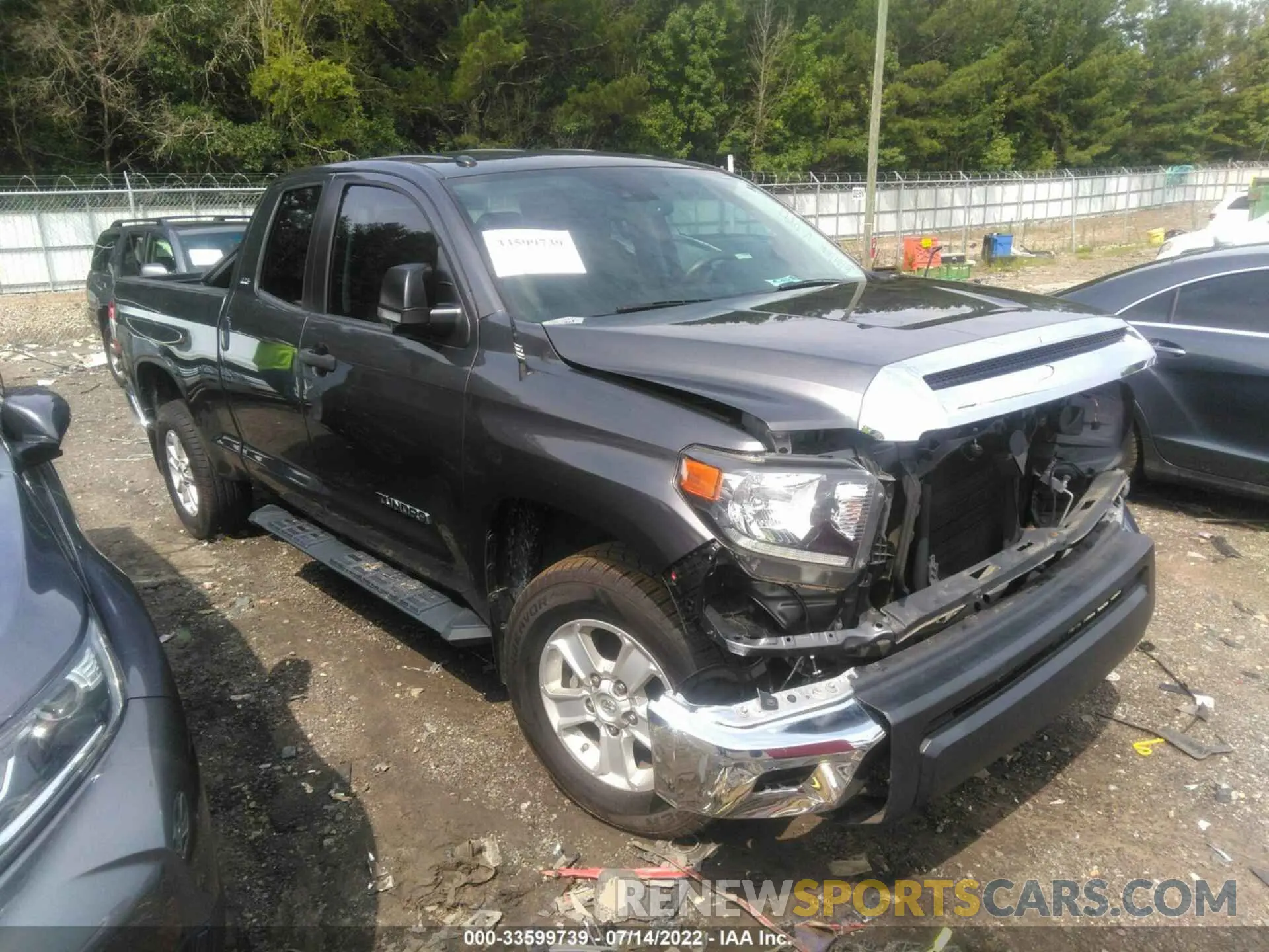 1 Photograph of a damaged car 5TFRM5F19KX140891 TOYOTA TUNDRA 2WD 2019