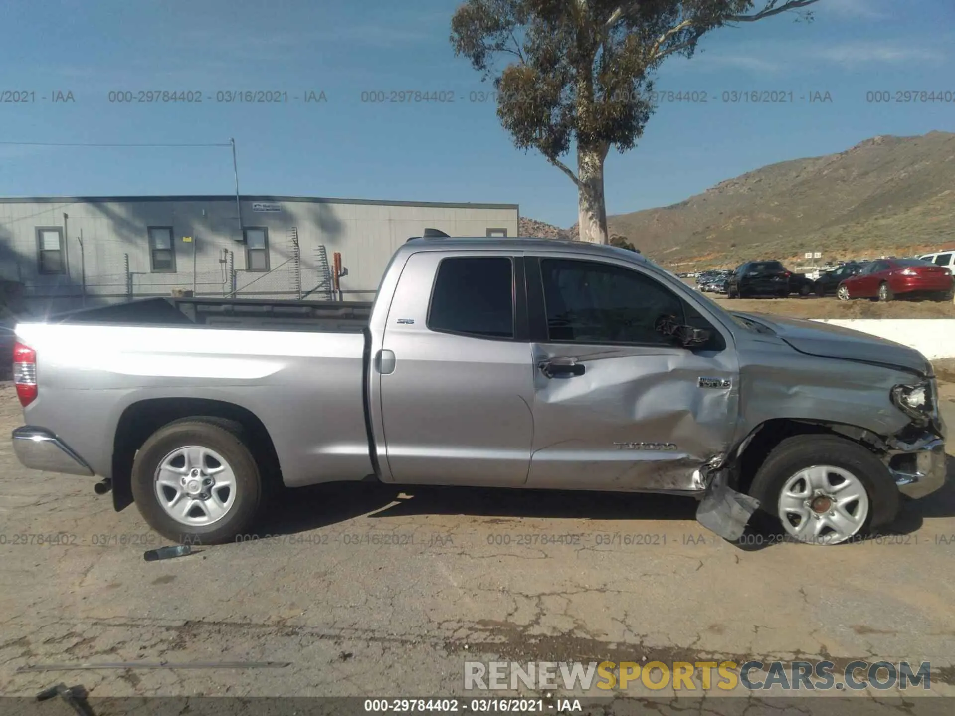 6 Photograph of a damaged car 5TFRY5F15LX259236 TOYOTA TUNDRA 2WD 2020