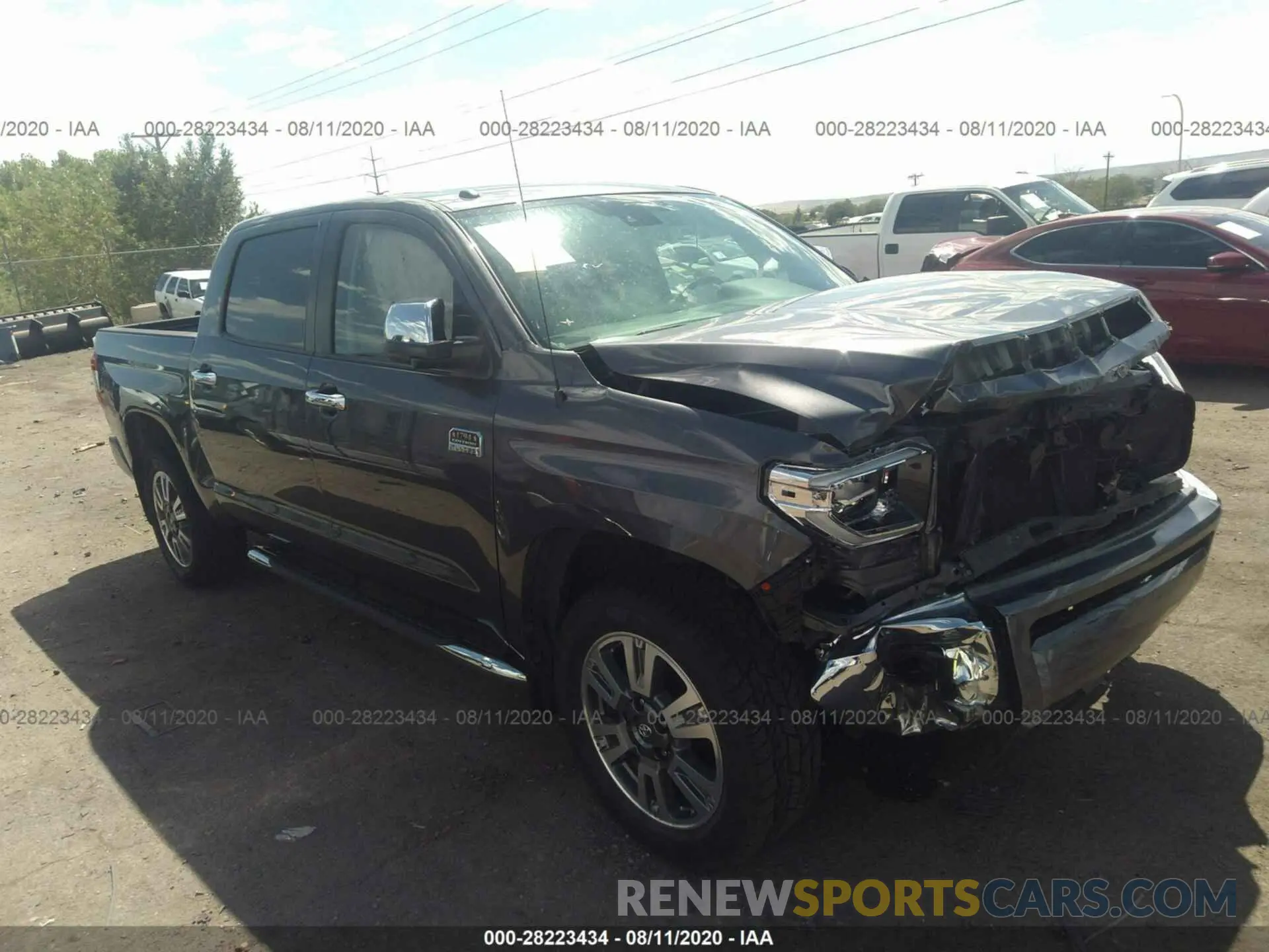 1 Photograph of a damaged car 5TFAY5F15KX833460 TOYOTA TUNDRA 4WD 2019