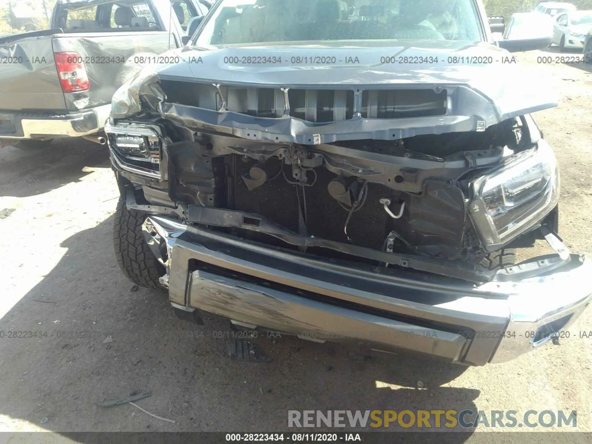 6 Photograph of a damaged car 5TFAY5F15KX833460 TOYOTA TUNDRA 4WD 2019