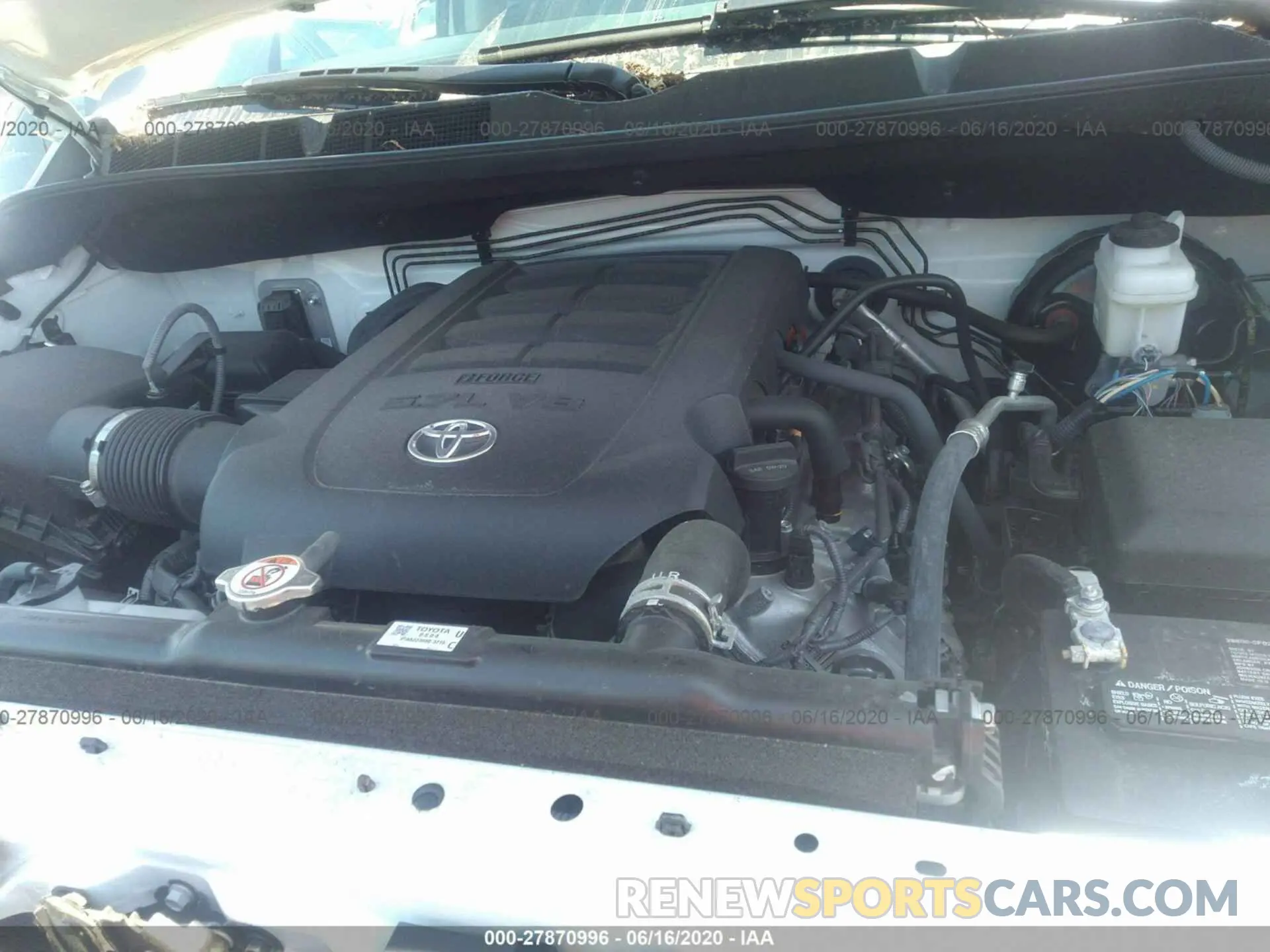 10 Photograph of a damaged car 5TFDY5F19KX833295 TOYOTA TUNDRA 4WD 2019