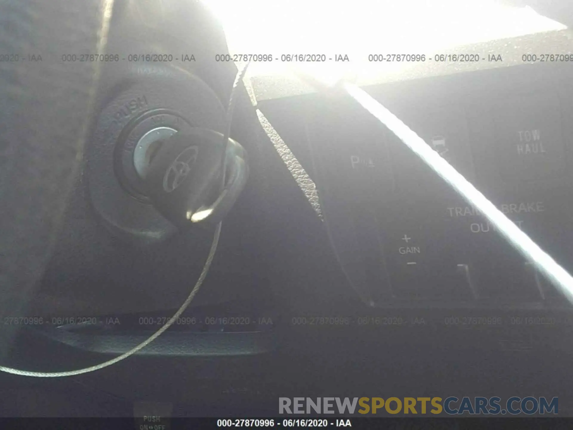 11 Photograph of a damaged car 5TFDY5F19KX833295 TOYOTA TUNDRA 4WD 2019