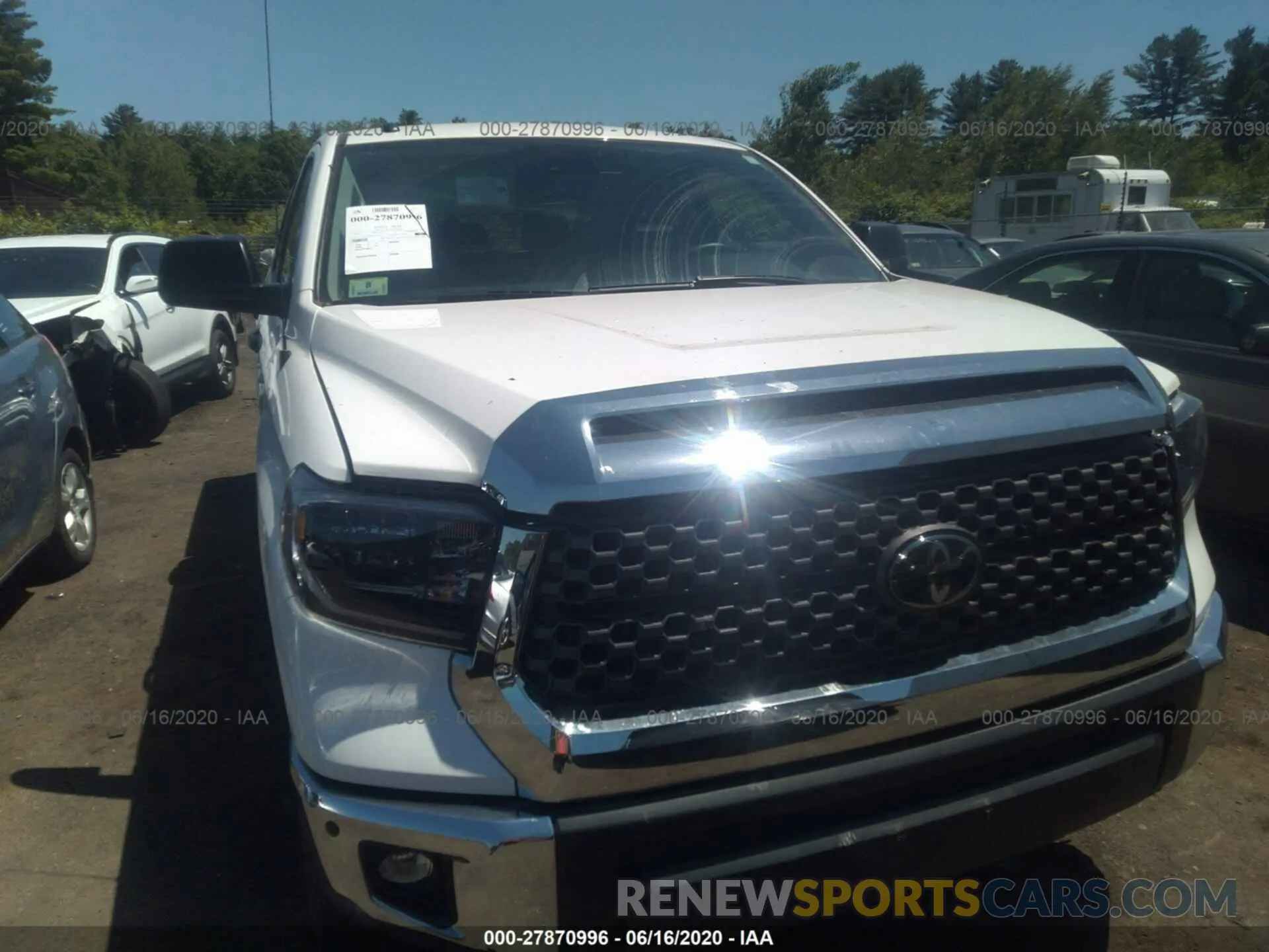 6 Photograph of a damaged car 5TFDY5F19KX833295 TOYOTA TUNDRA 4WD 2019