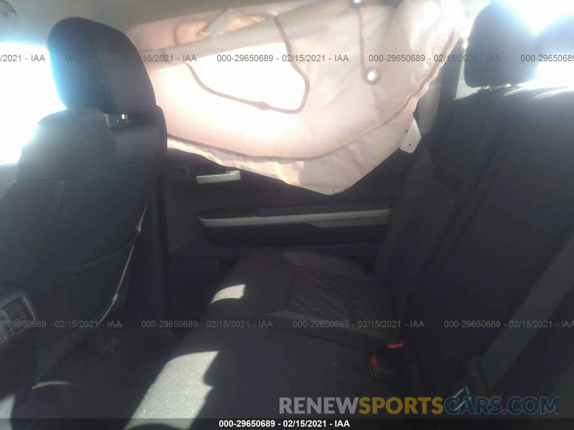 8 Photograph of a damaged car 5TFDY5F1XKX814951 TOYOTA TUNDRA 4WD 2019