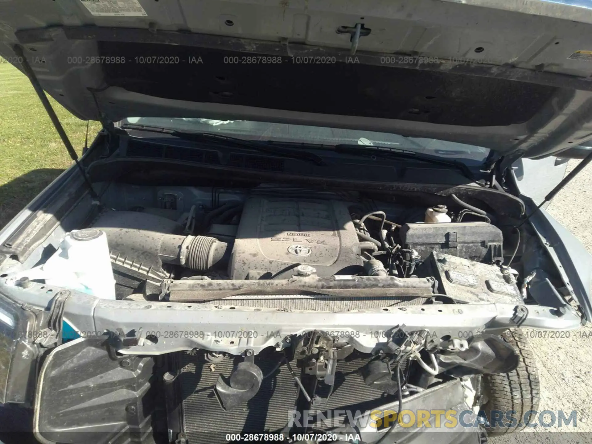 10 Photograph of a damaged car 5TFDY5F1XKX861140 TOYOTA TUNDRA 4WD 2019