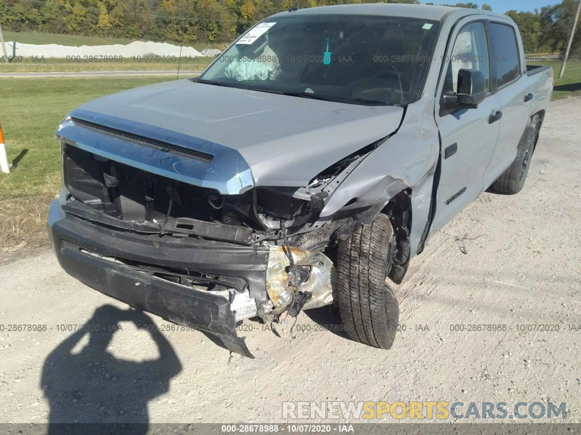 6 Photograph of a damaged car 5TFDY5F1XKX861140 TOYOTA TUNDRA 4WD 2019