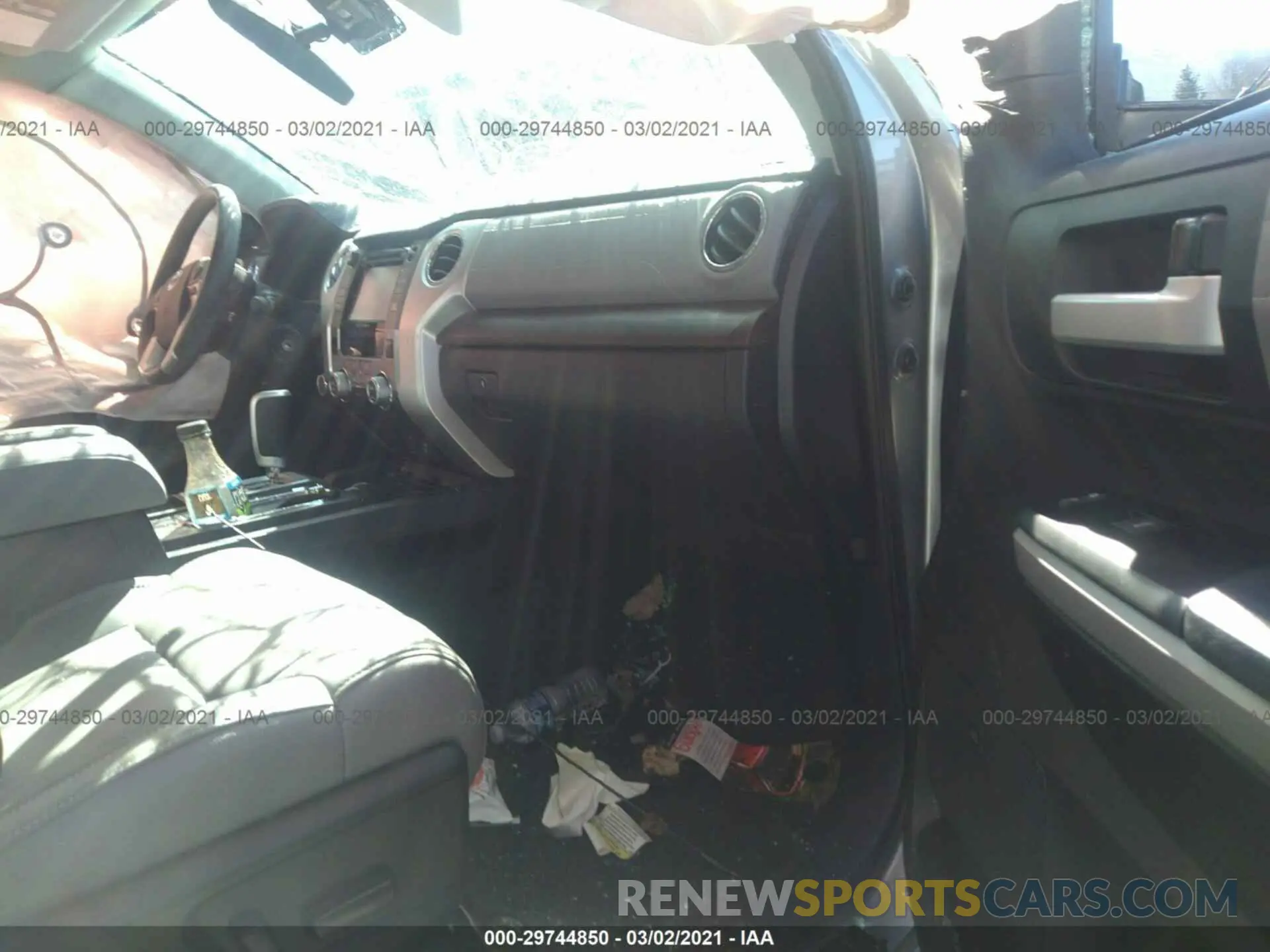 5 Photograph of a damaged car 5TFHY5F15KX857157 TOYOTA TUNDRA 4WD 2019