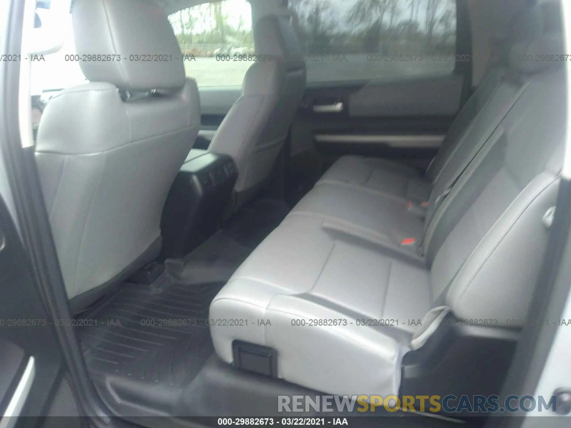 8 Photograph of a damaged car 5TFHY5F1XKX808004 TOYOTA TUNDRA 4WD 2019