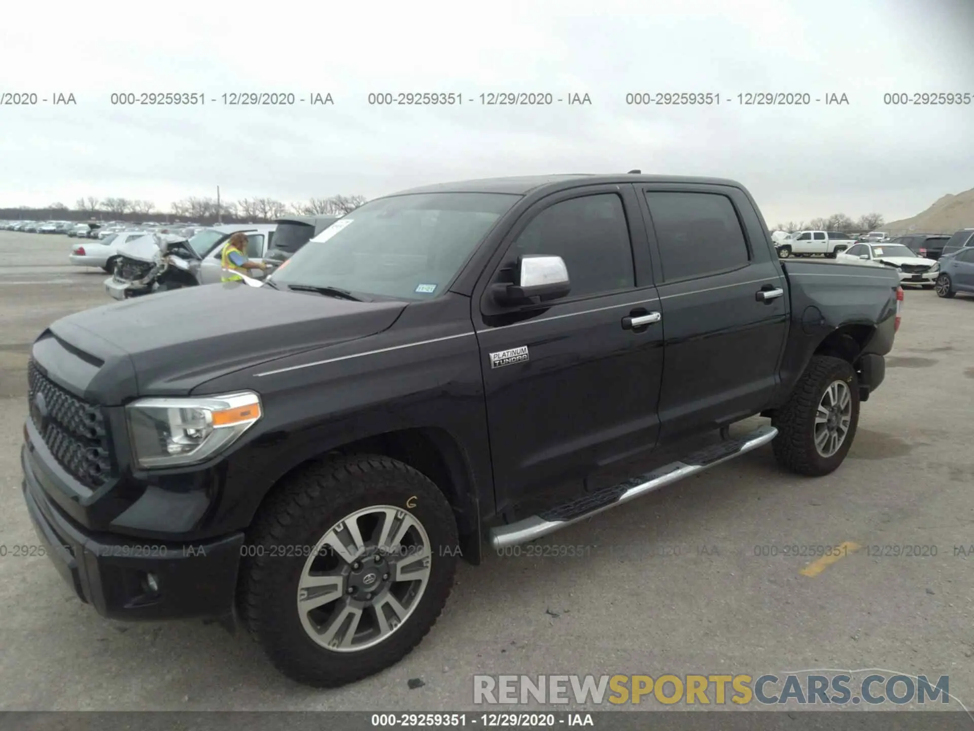 2 Photograph of a damaged car 5TFAY5F16LX901377 TOYOTA TUNDRA 4WD 2020