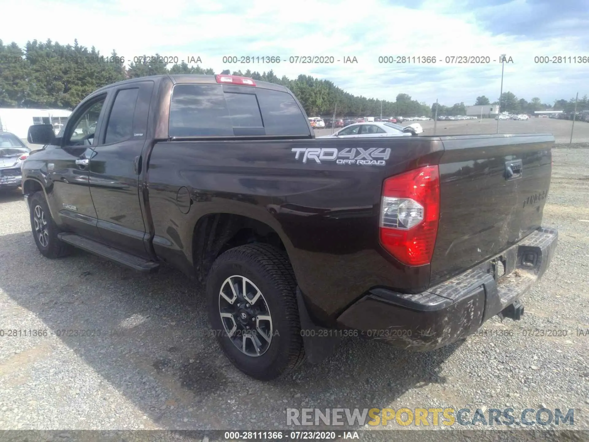 3 Photograph of a damaged car 5TFBY5F18LX892637 TOYOTA TUNDRA 4WD 2020