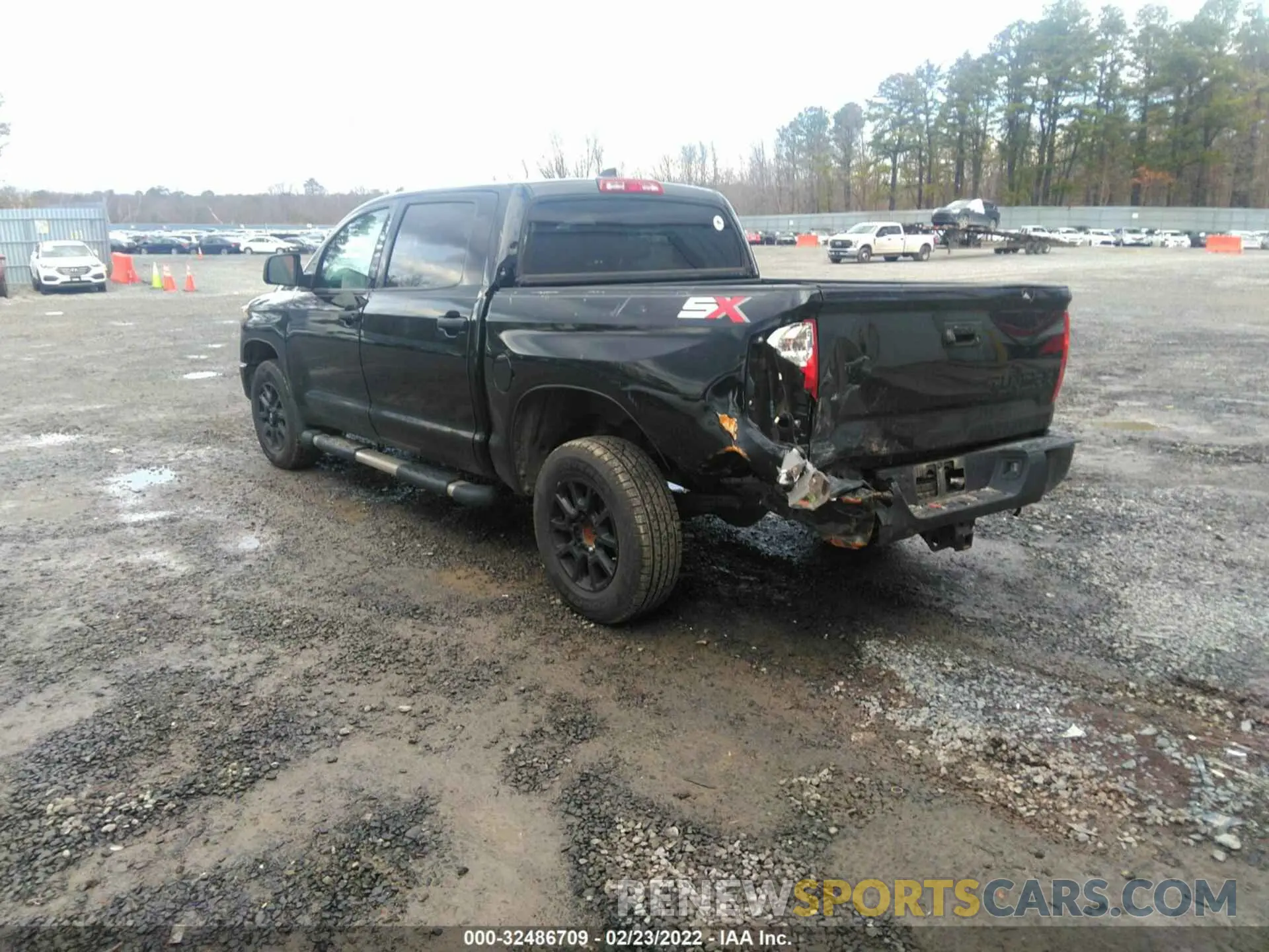 3 Photograph of a damaged car 5TFDY5F12LX917315 TOYOTA TUNDRA 4WD 2020
