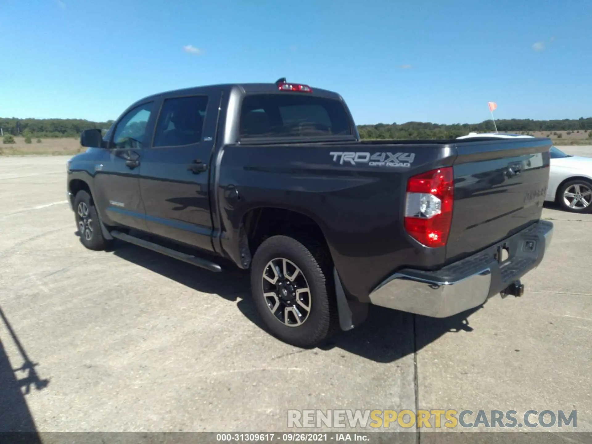 3 Photograph of a damaged car 5TFDY5F15LX940054 TOYOTA TUNDRA 4WD 2020