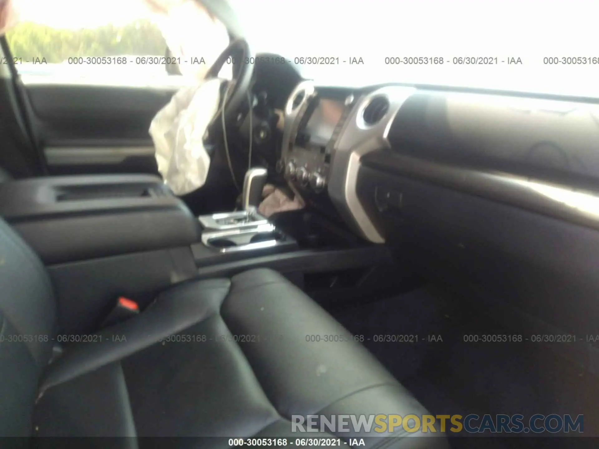 5 Photograph of a damaged car 5TFDY5F16LX931900 TOYOTA TUNDRA 4WD 2020