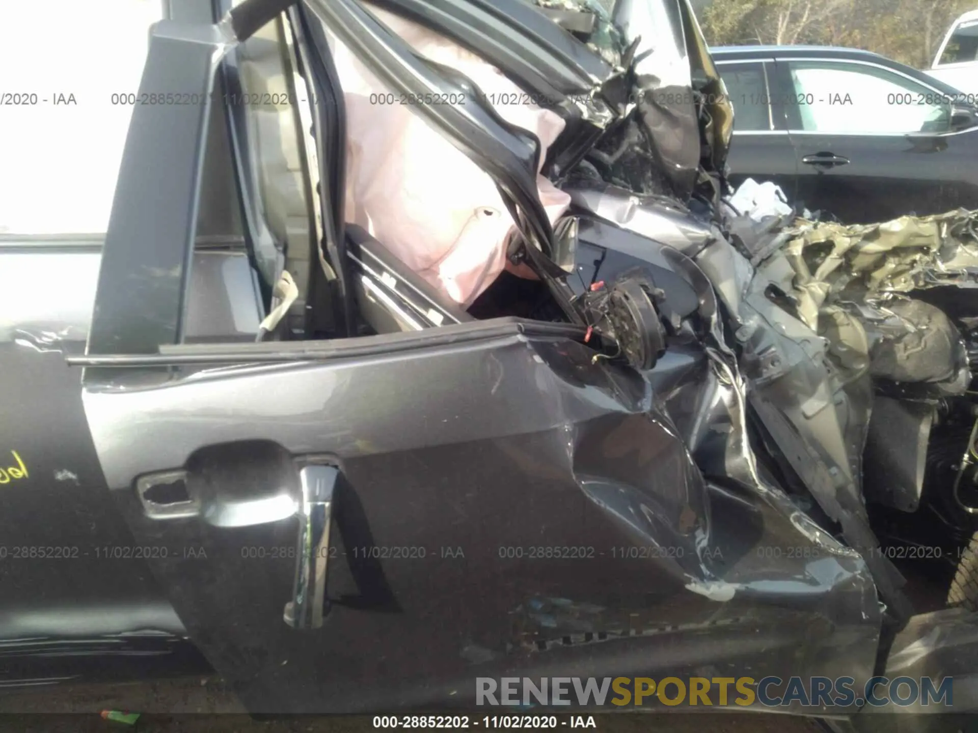 5 Photograph of a damaged car 5TFHY5F13LX938594 TOYOTA TUNDRA 4WD 2020