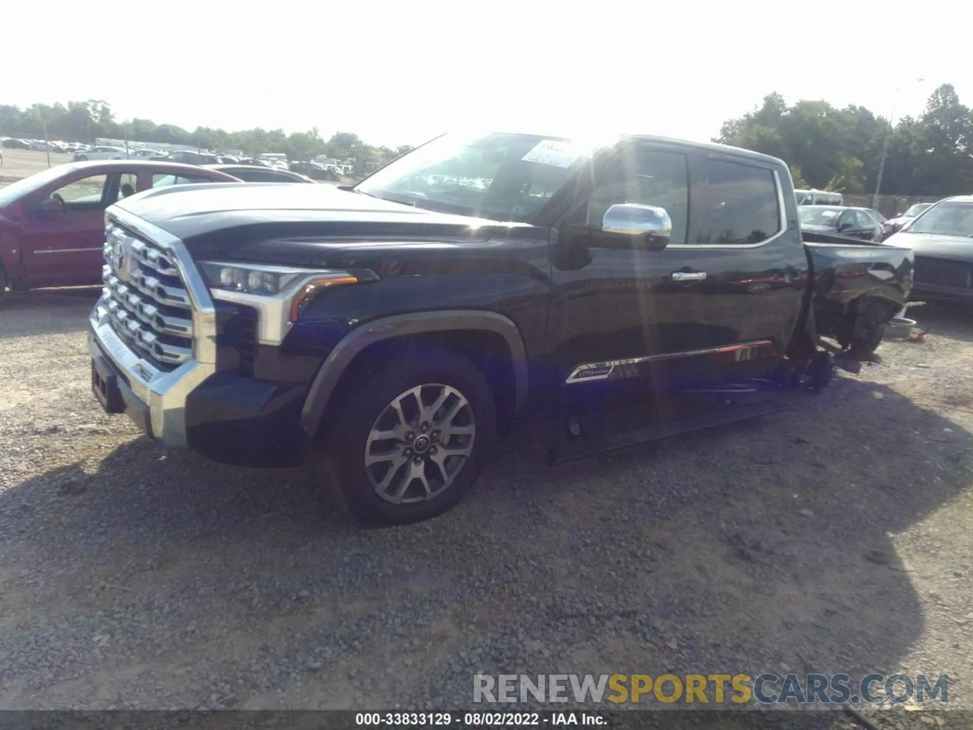 2 Фотография поврежденного автомобиля 5TFMA5DB8NX018347 TOYOTA TUNDRA 4WD 2022