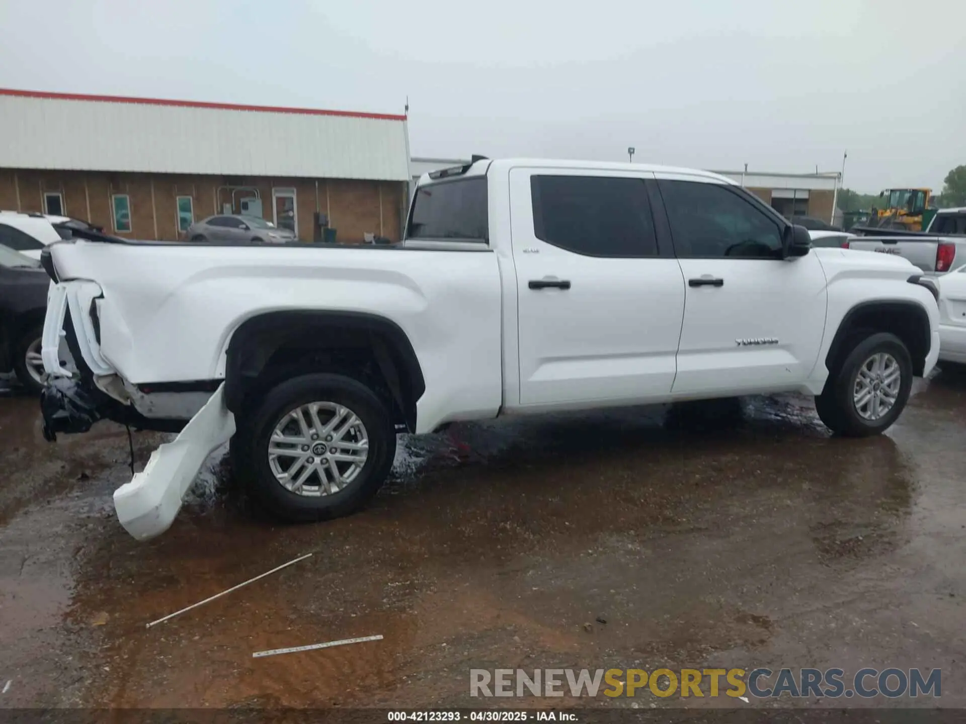 13 Photograph of a damaged car 5TFLA5EC5RX030366 TOYOTA TUNDRA 4WD 2024