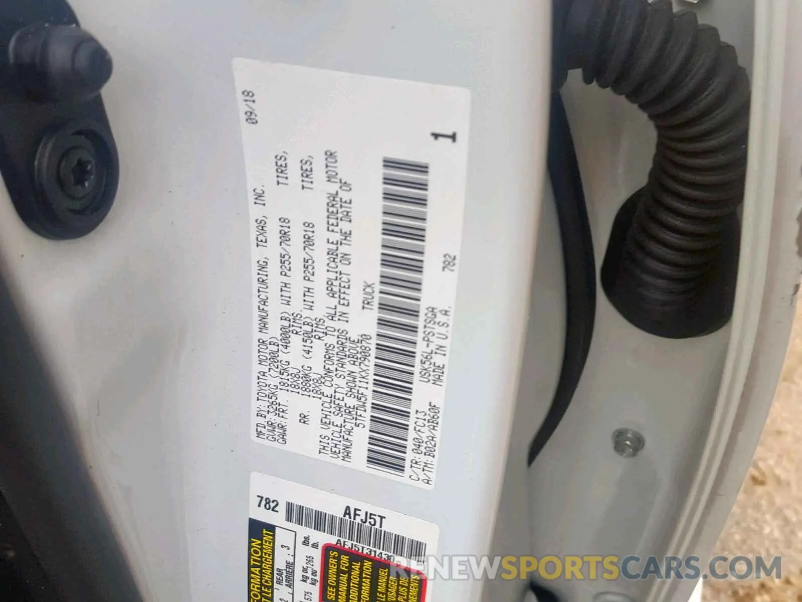 10 Photograph of a damaged car 5TFDW5F11KX790870 TOYOTA TUNDRA CRE 2019