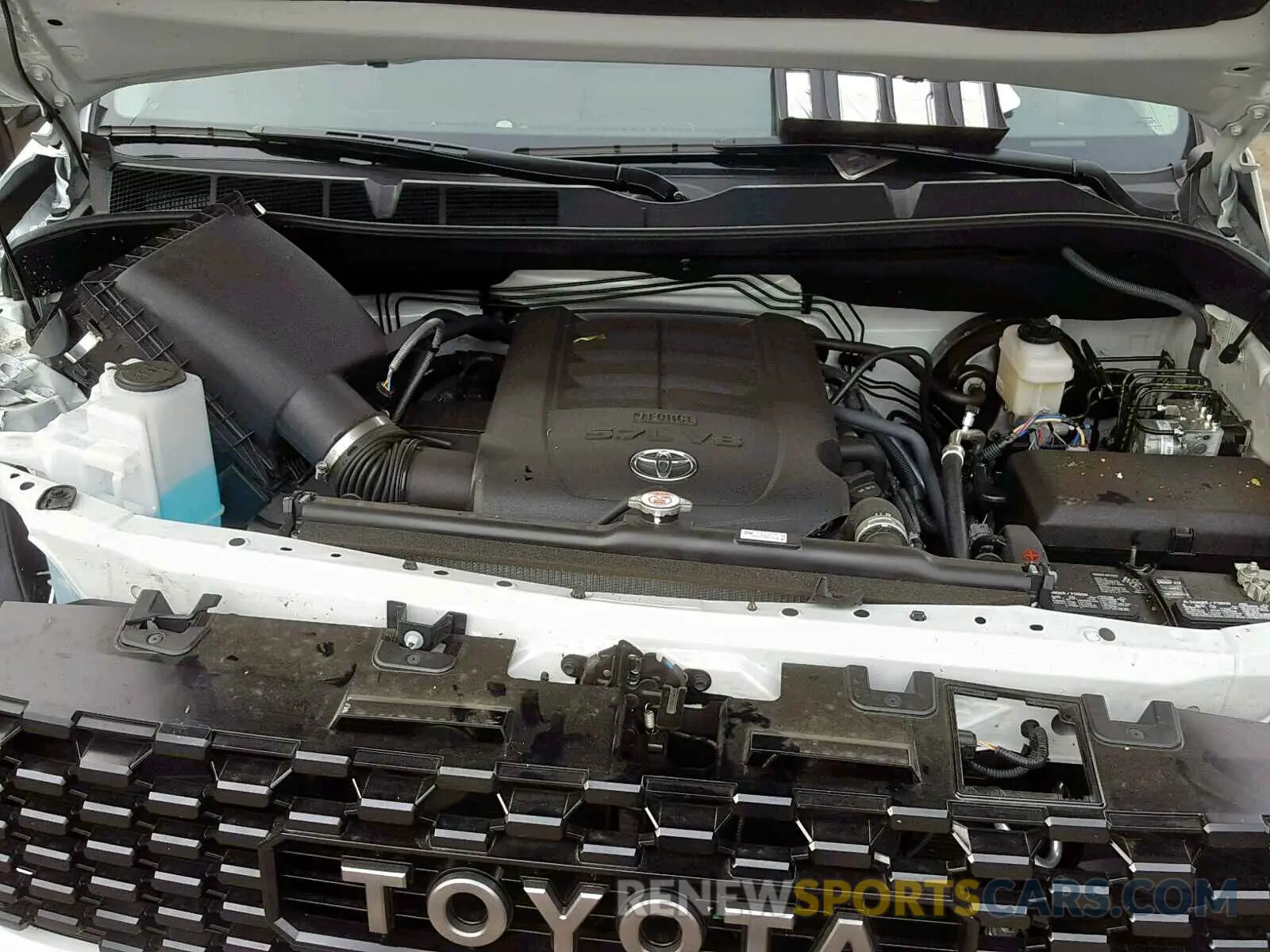 7 Photograph of a damaged car 5TFDY5F10KX803179 TOYOTA TUNDRA CRE 2019