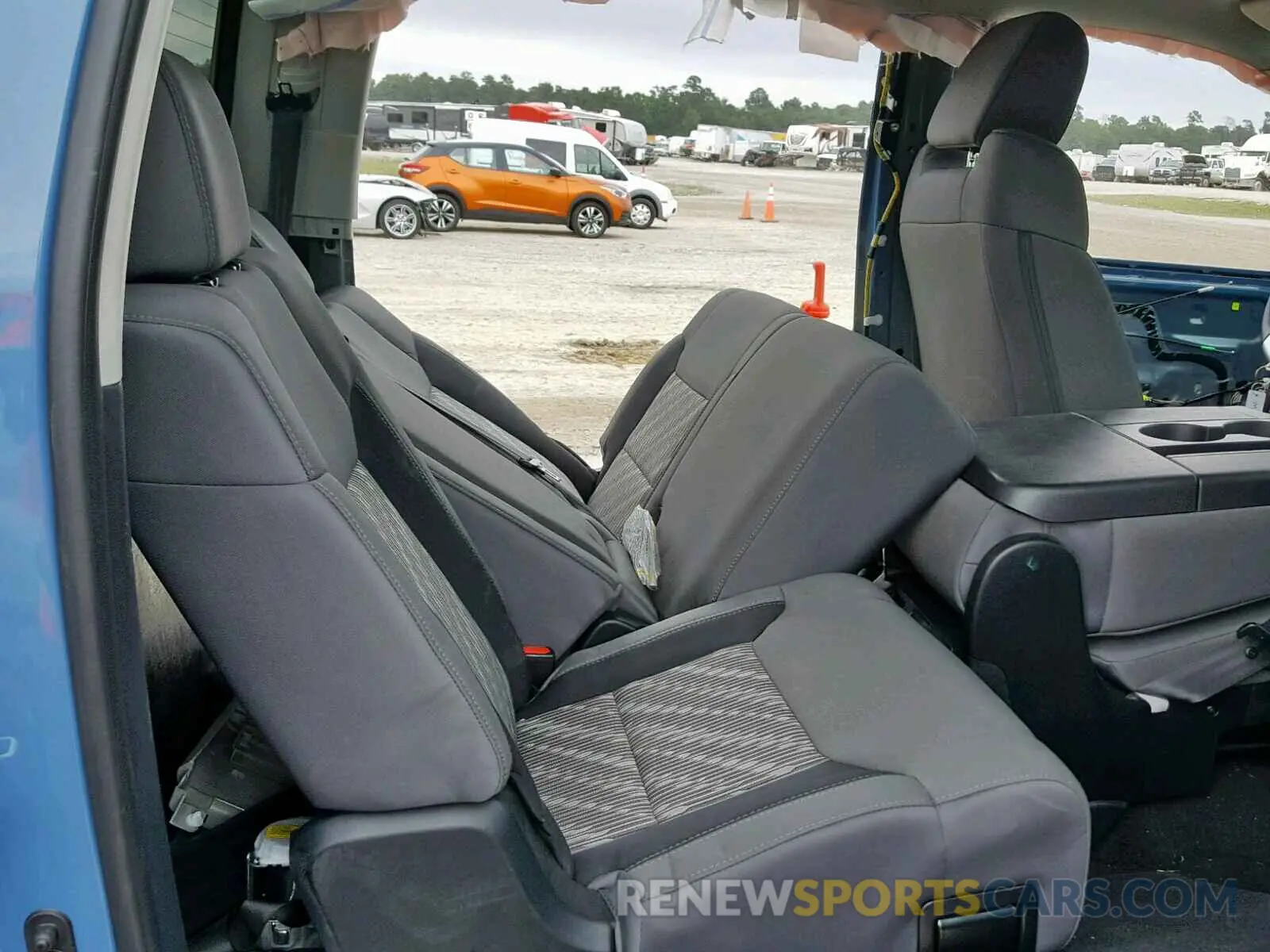 6 Photograph of a damaged car 5TFEM5F18KX135650 TOYOTA TUNDRA CRE 2019