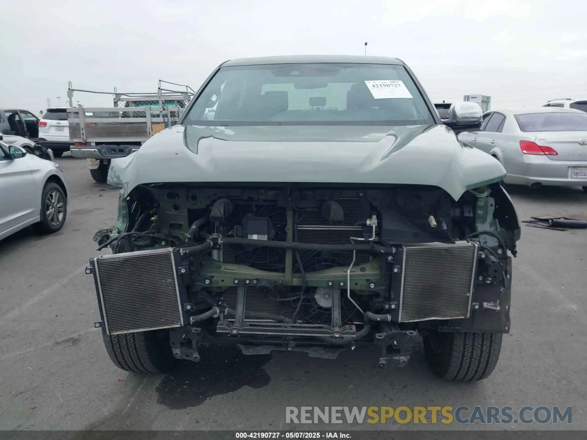 13 Фотография поврежденного автомобиля 5TFMC5EC9NX001199 TOYOTA TUNDRA HYBRID 2022