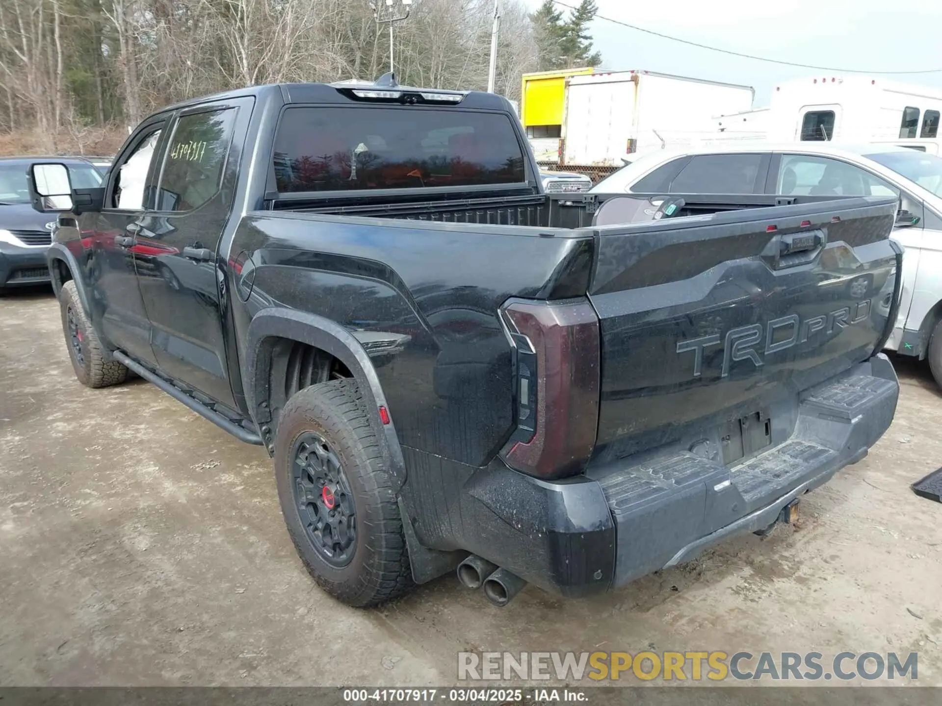 3 Фотография поврежденного автомобиля 5TFPC5DB5PX023452 TOYOTA TUNDRA HYBRID 2023