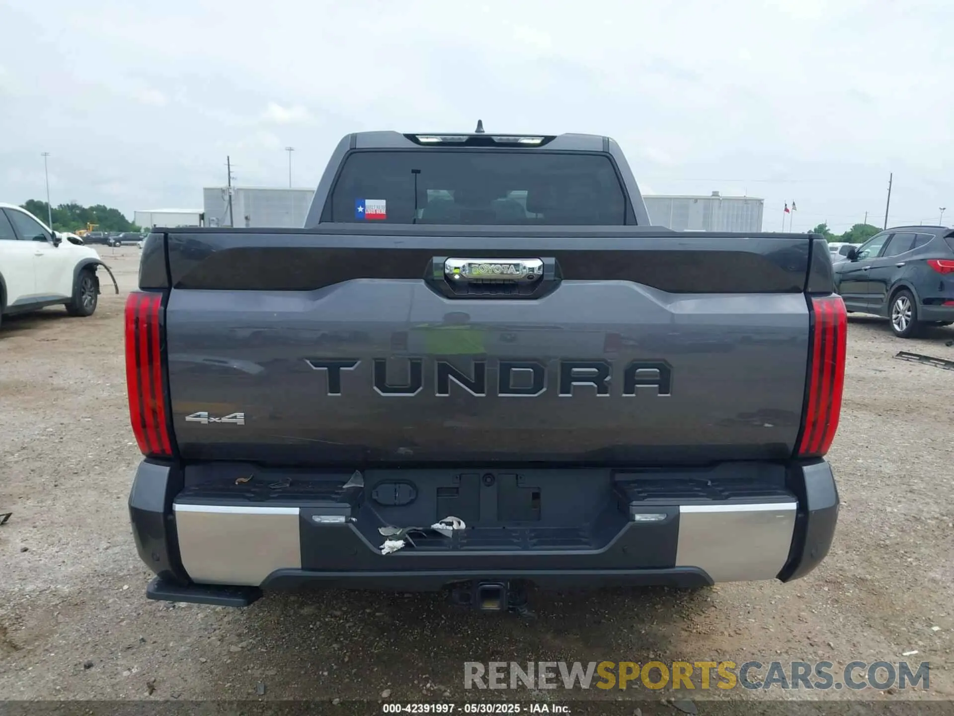 17 Photograph of a damaged car 5TFJC5DB4RX064938 TOYOTA TUNDRA HYBRID 2024