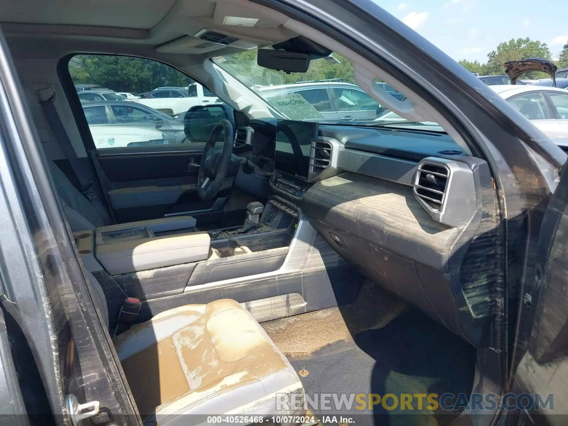 5 Photograph of a damaged car 5TFJC5DB9RX044247 TOYOTA TUNDRA HYBRID 2024