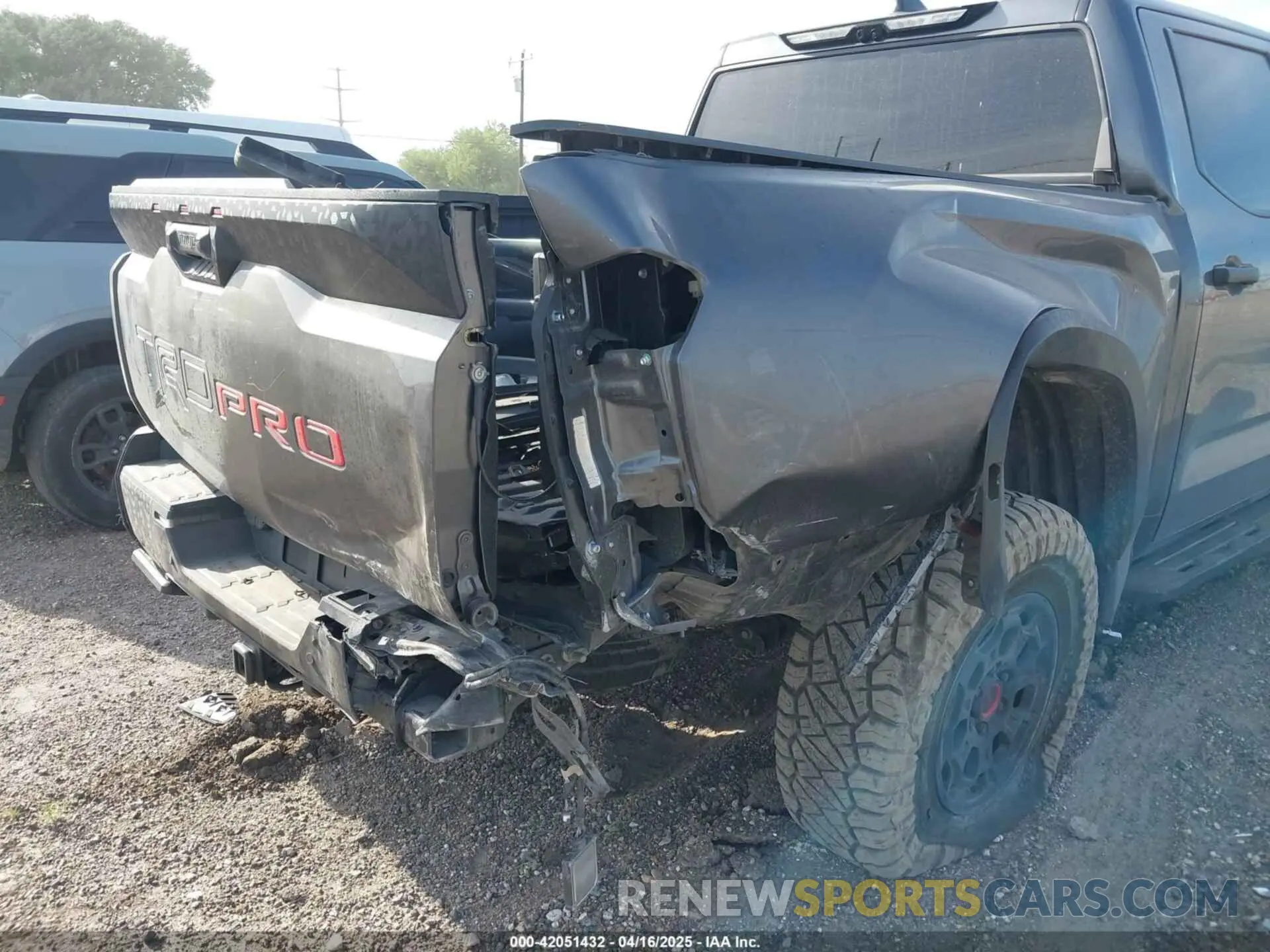 6 Photograph of a damaged car 5TFPC5DB1RX080976 TOYOTA TUNDRA HYBRID 2024