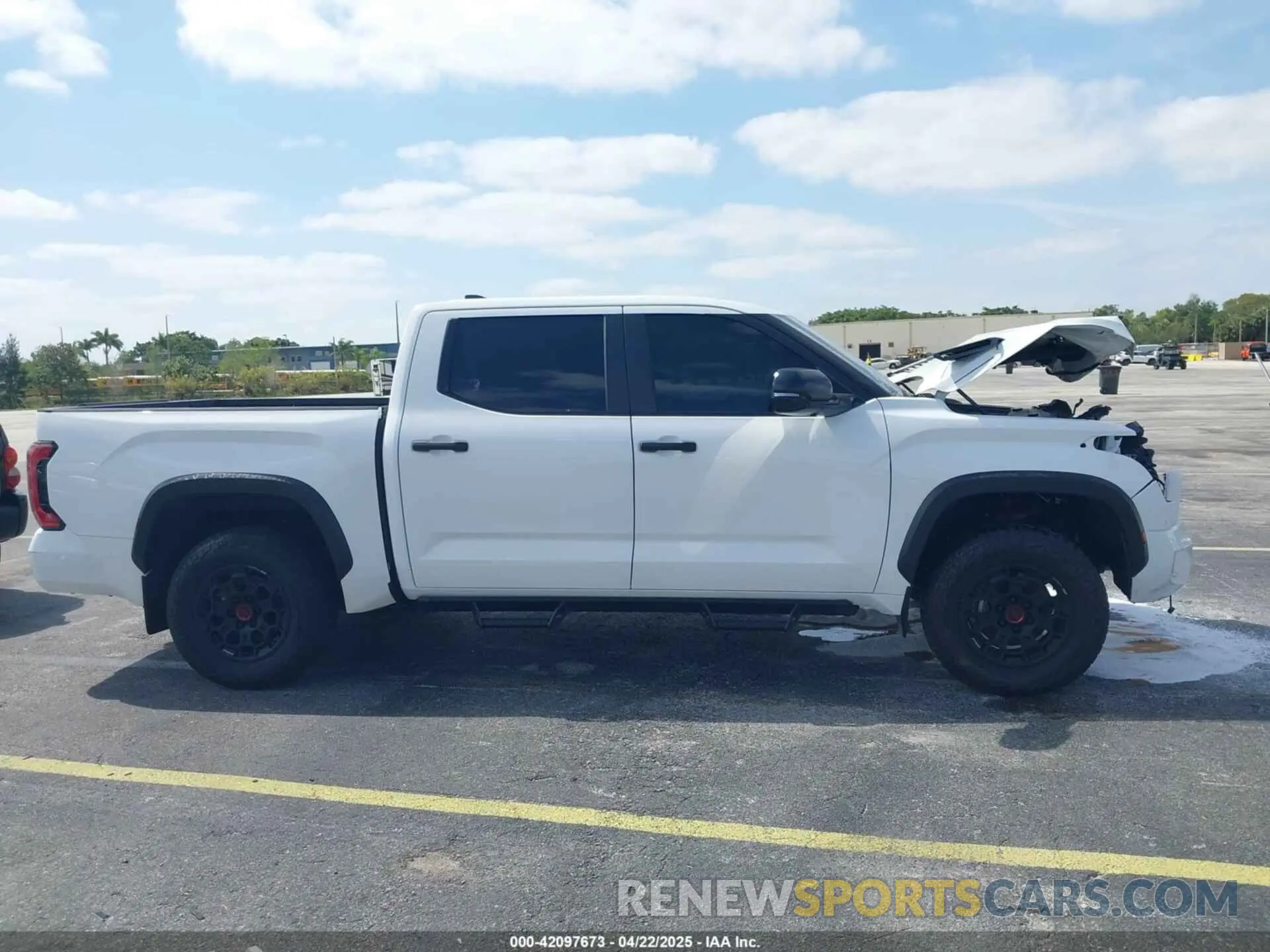 14 Photograph of a damaged car 5TFPC5DB4RX064903 TOYOTA TUNDRA HYBRID 2024