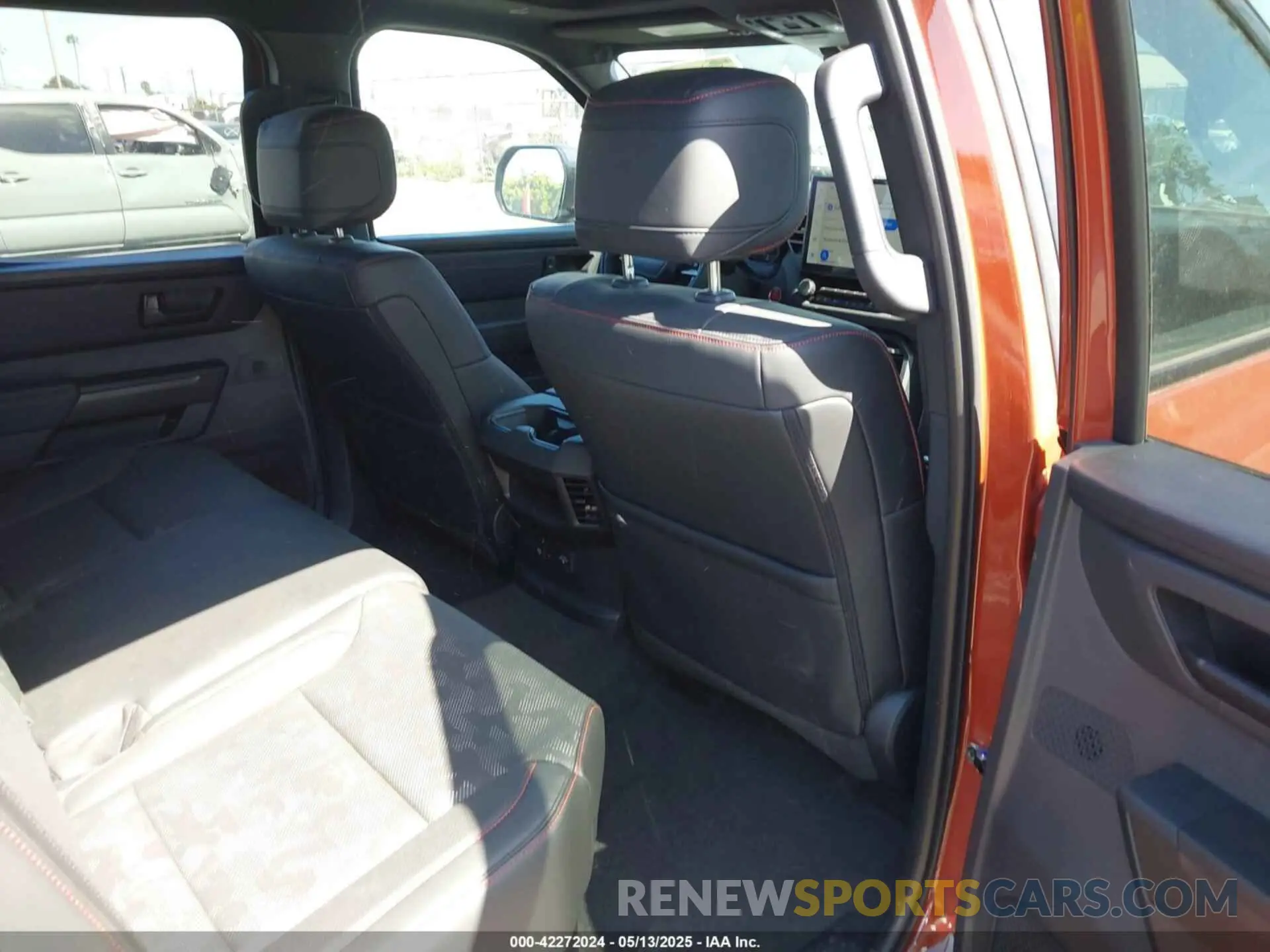 8 Фотография поврежденного автомобиля 5TFPC5DB7RX043222 TOYOTA TUNDRA HYBRID 2024