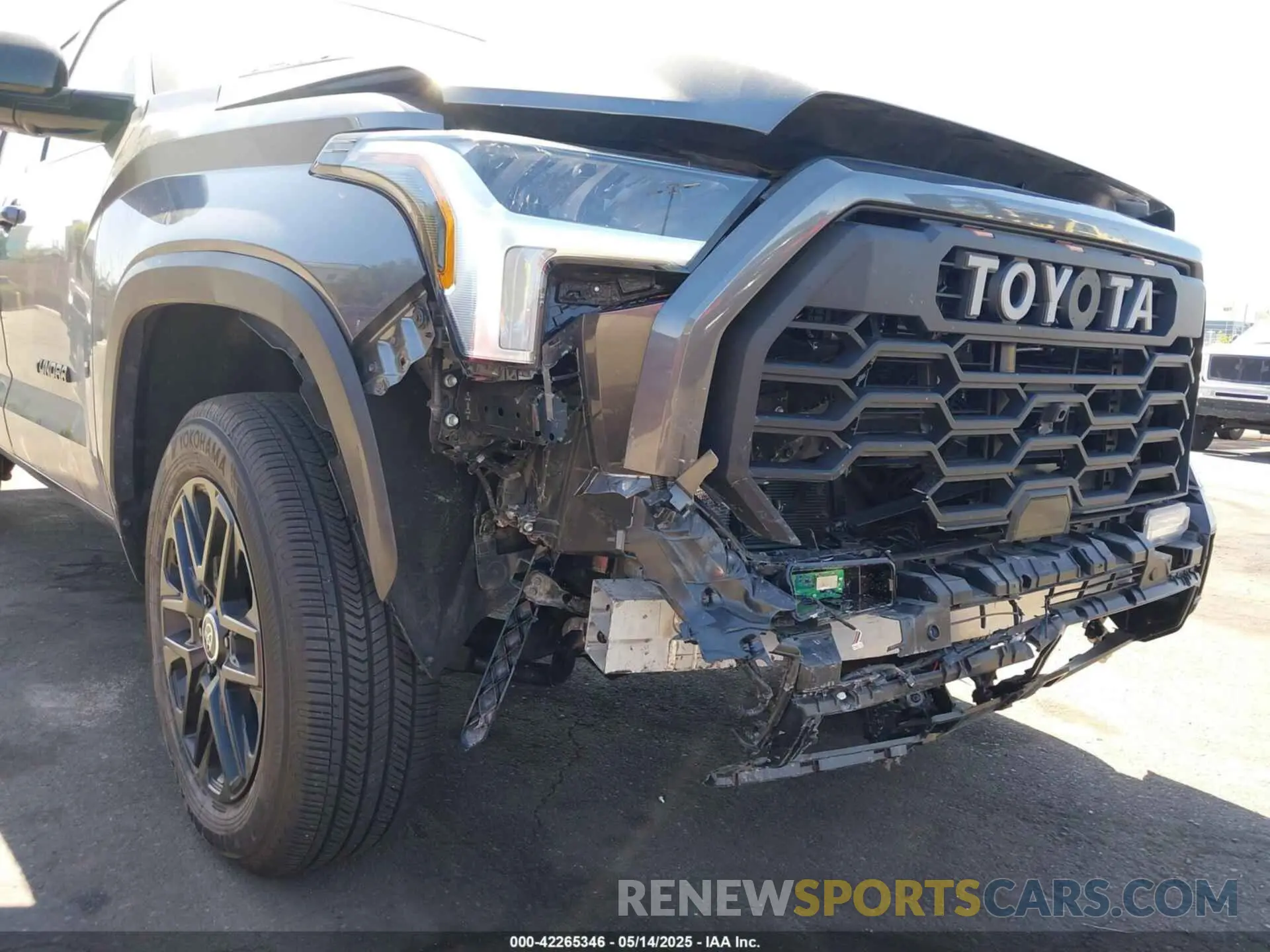 6 Фотография поврежденного автомобиля 5TFWC5DB5RX059978 TOYOTA TUNDRA HYBRID 2024