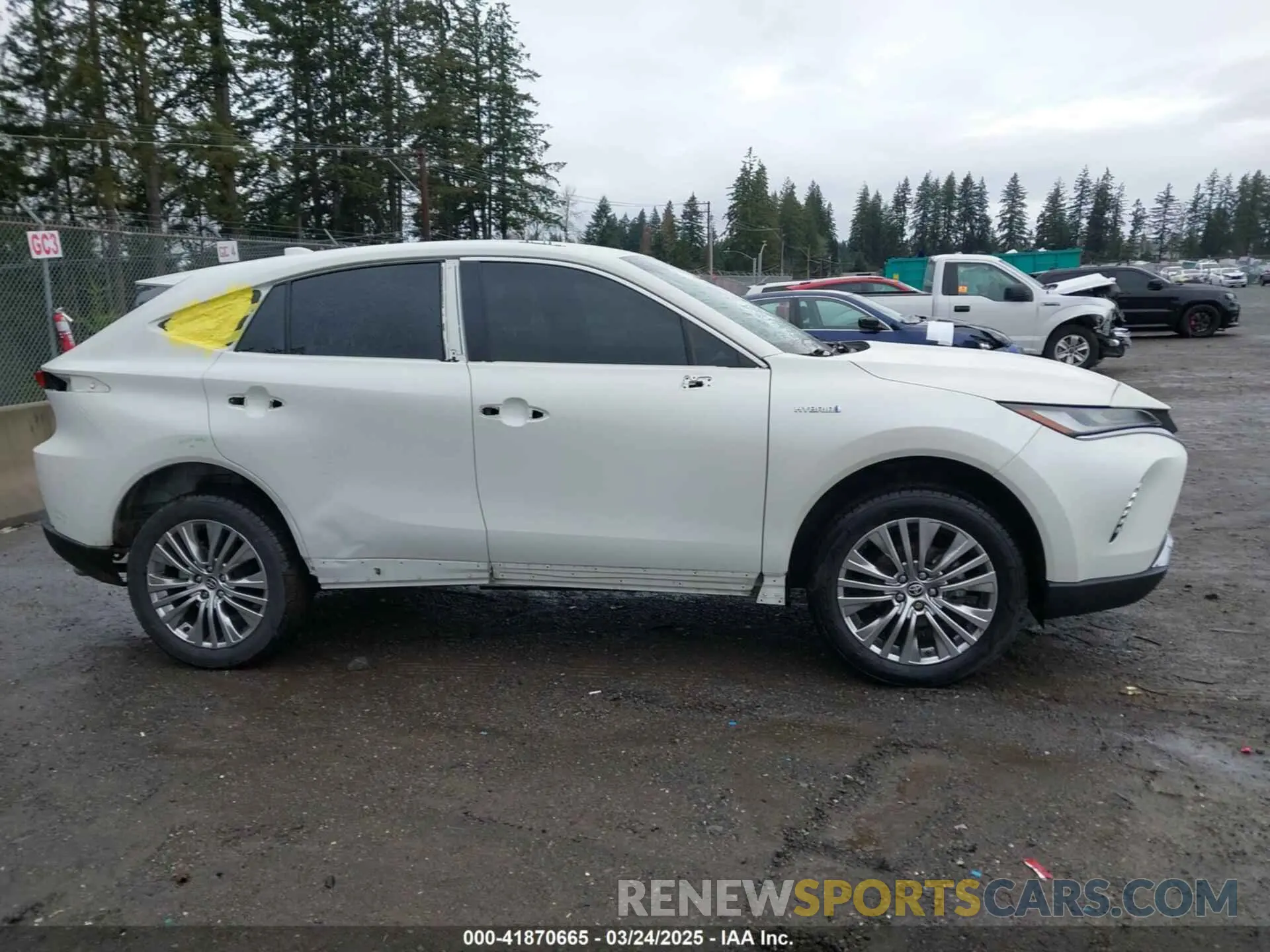 14 Photograph of a damaged car JTEAAAAH1MJ013086 TOYOTA VENZA 2021