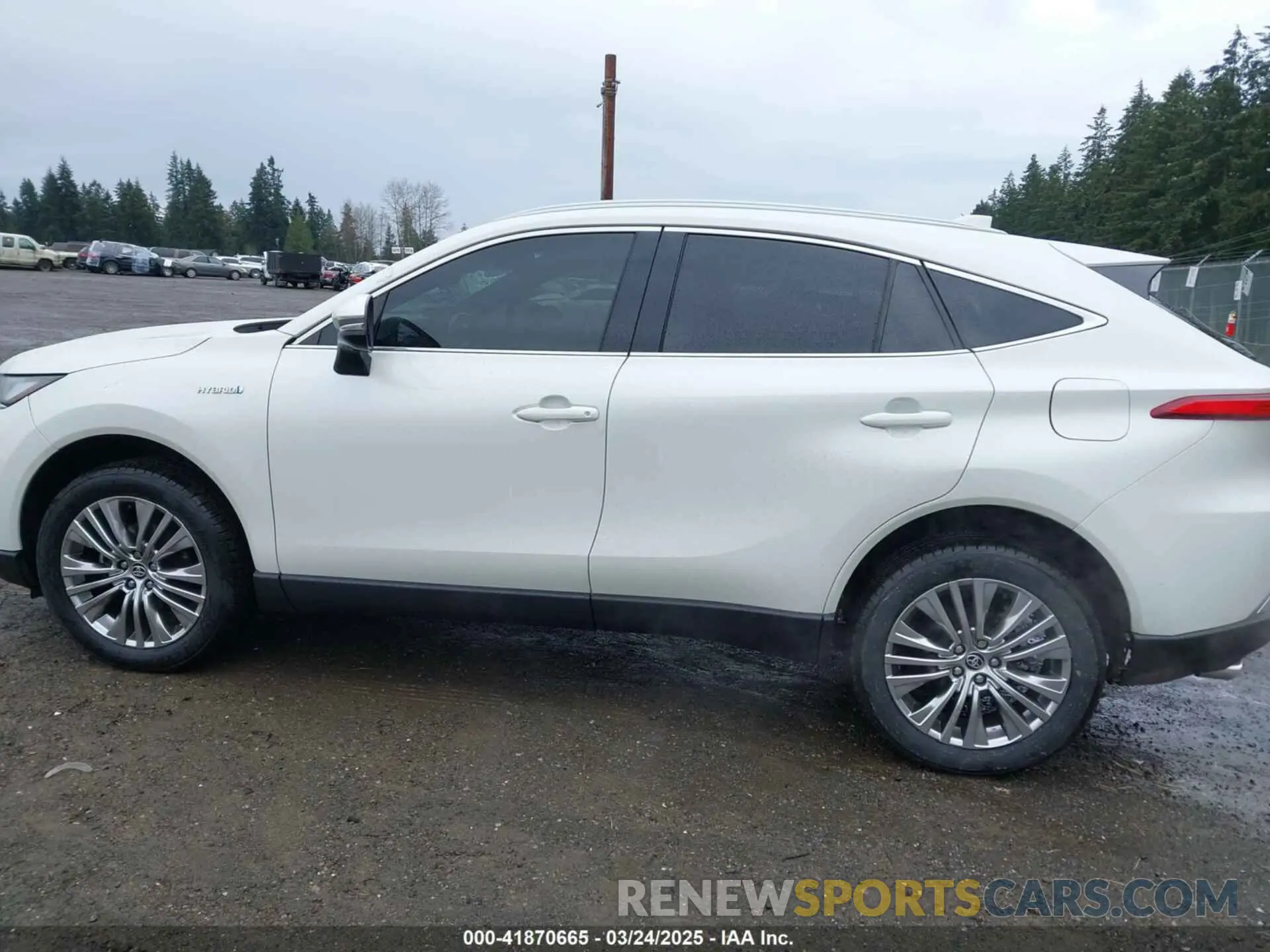 15 Photograph of a damaged car JTEAAAAH1MJ013086 TOYOTA VENZA 2021