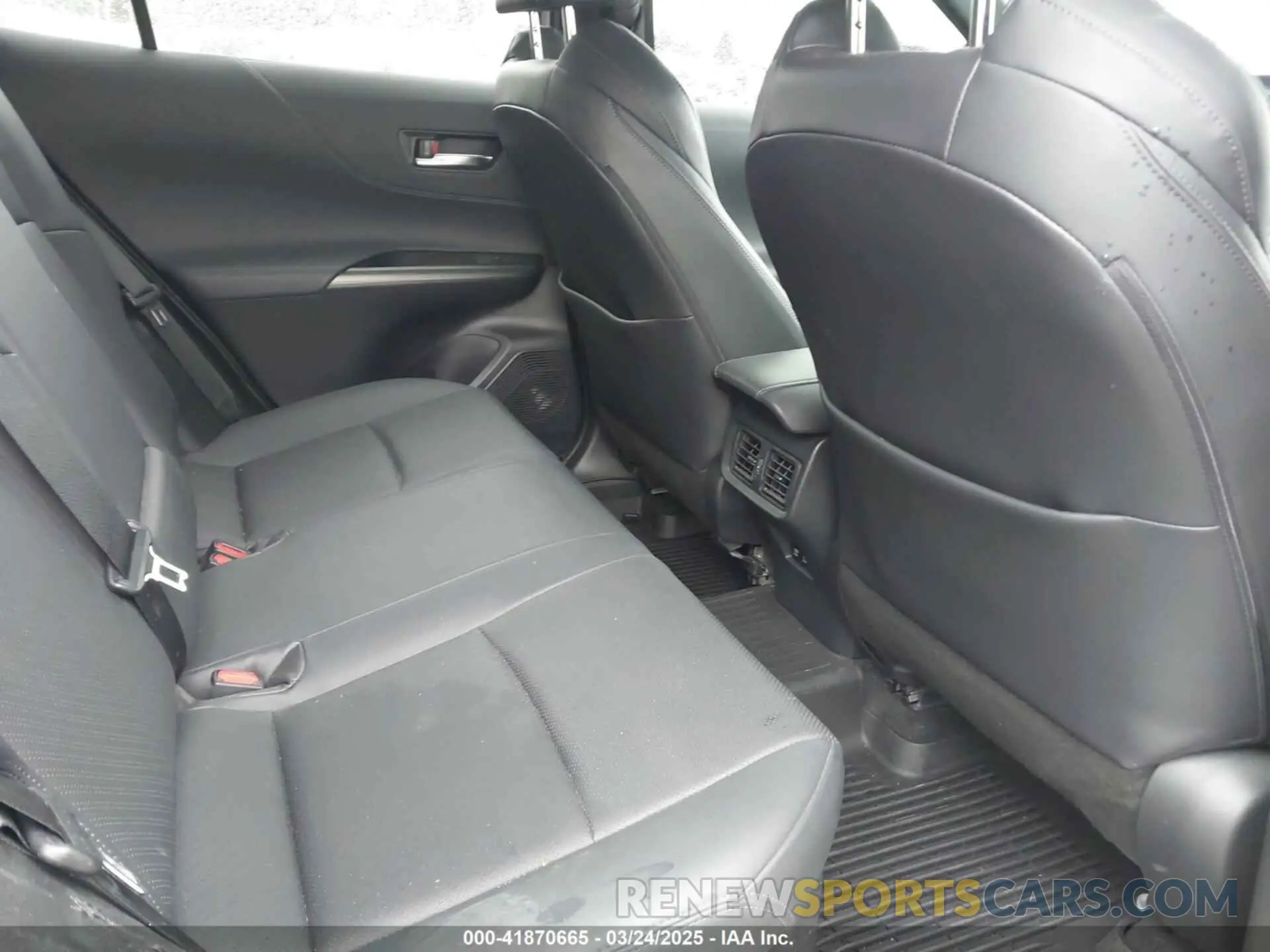8 Photograph of a damaged car JTEAAAAH1MJ013086 TOYOTA VENZA 2021