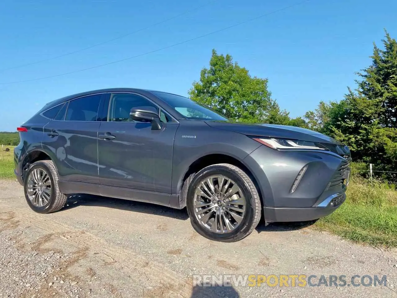 1 Photograph of a damaged car JTEAAAAH1MJ019177 TOYOTA VENZA 2021
